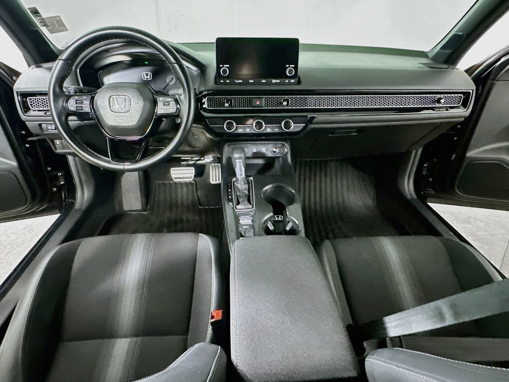 Used 2025 Honda Civic Sport image 16