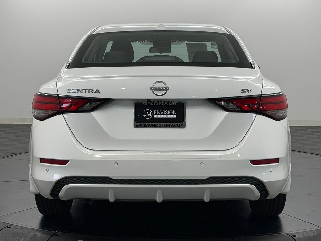 Used 2024 Nissan Sentra SV FWD image 11