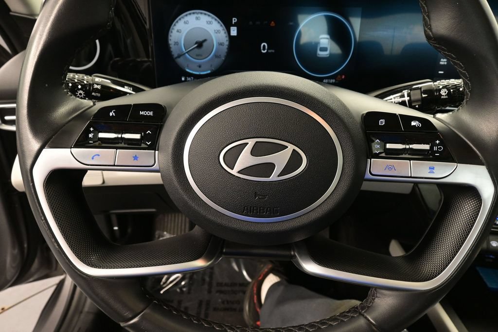 Used 2024 Hyundai Elantra Limited FWD image 37