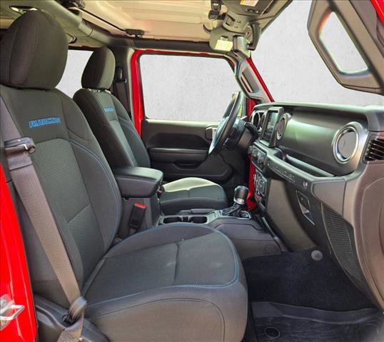 Used 2022 Jeep Wrangler Unlimited Rubicon 4xe AWD/4WD image 20