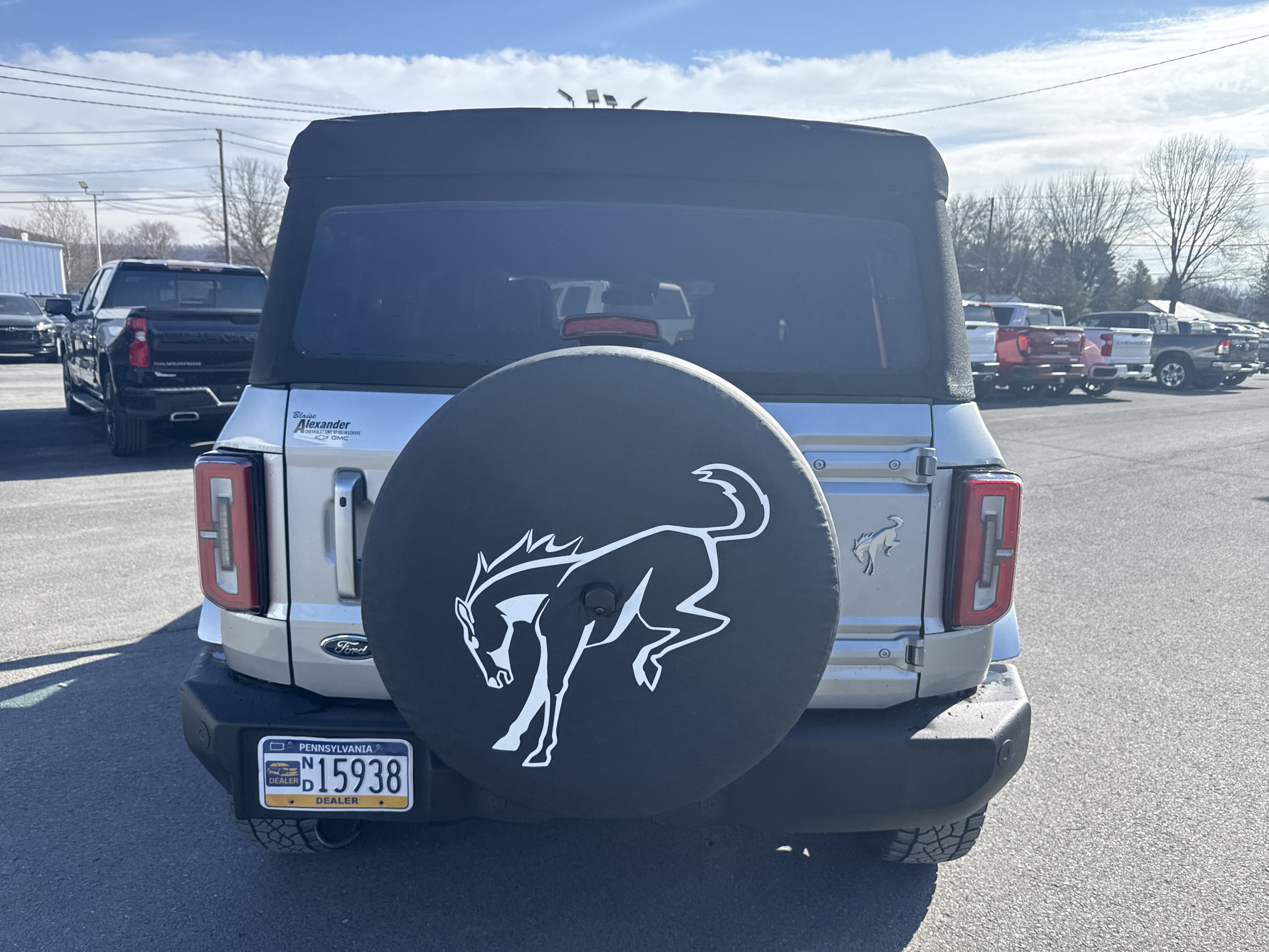 Used 2022 Ford Bronco Outer Banks video 4