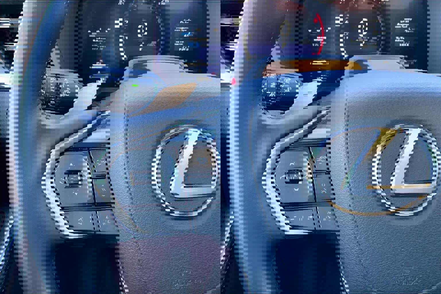 Used 2024 Lexus GX 550 image 23