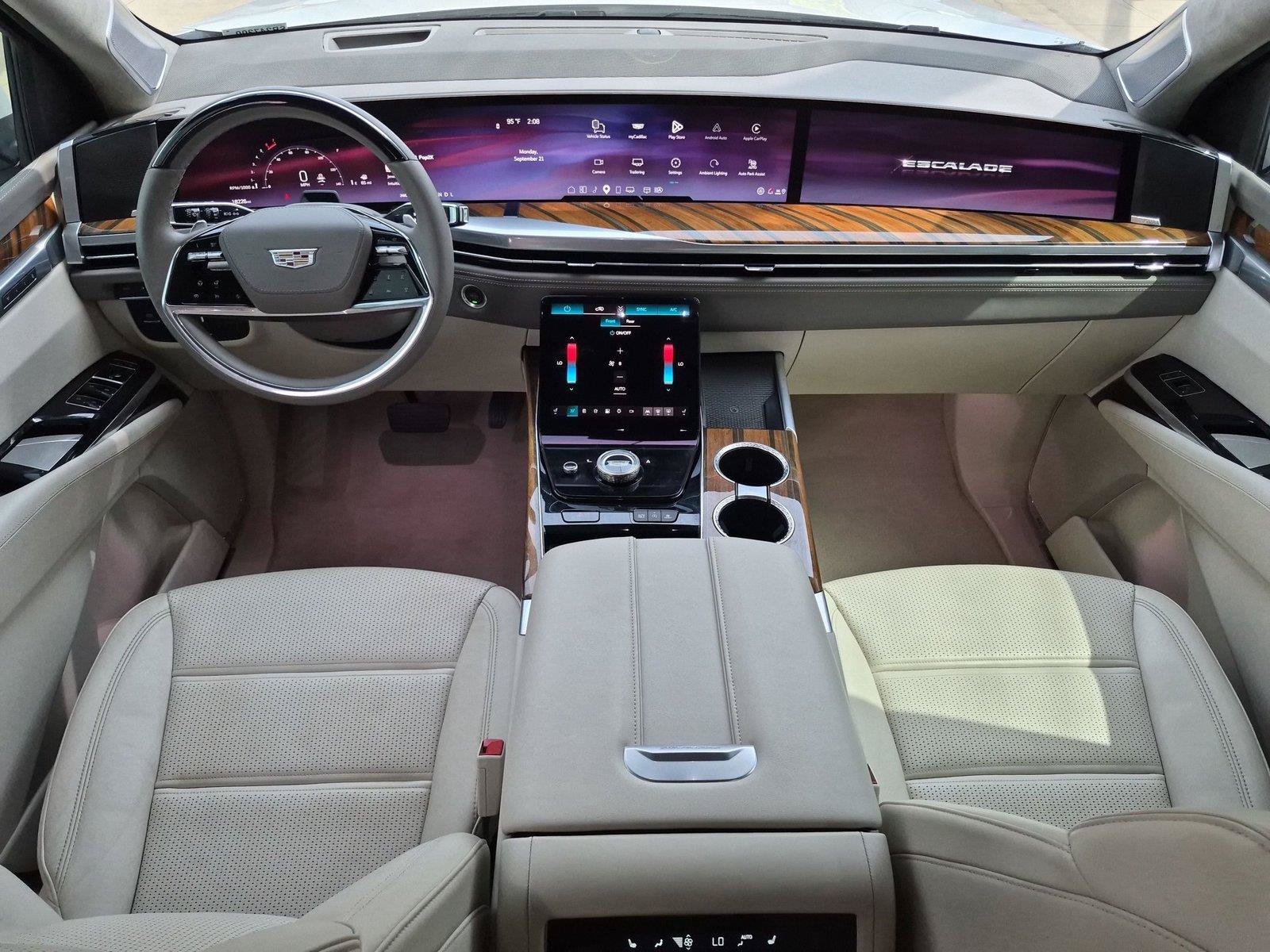 Used 2025 Cadillac Escalade Sport Platinum w/ LPO, ONYX Package AWD/4WD image 7