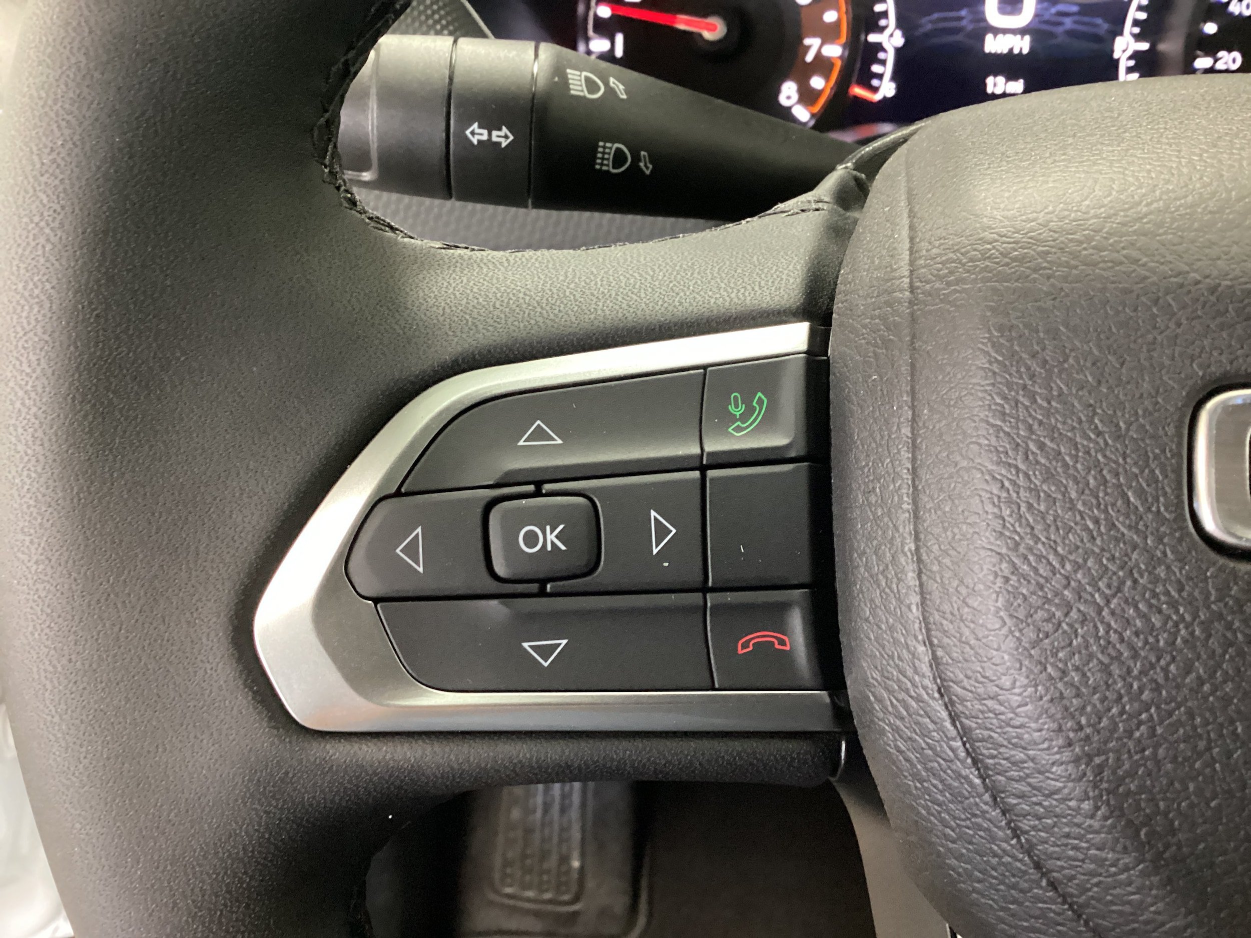 New 2026 Jeep Compass Latitude AWD/4WD image 17