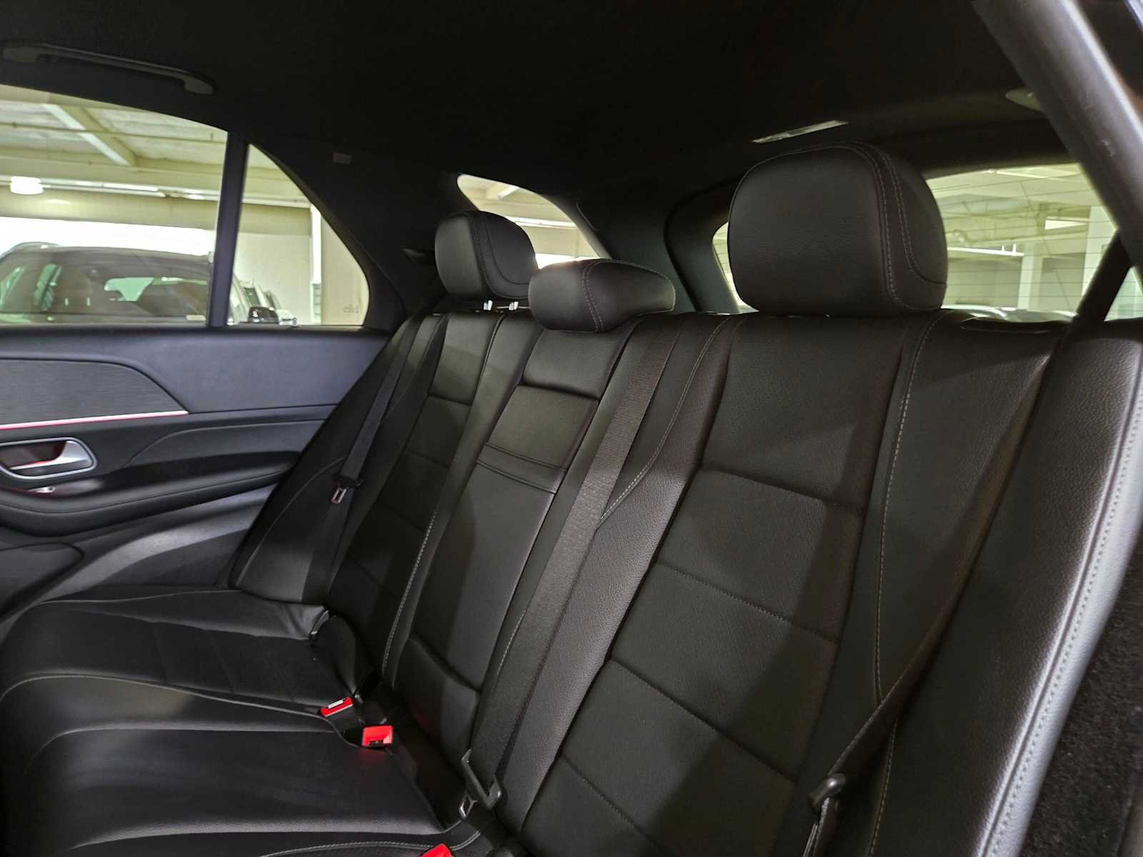 Used 2022 Mercedes-Benz GLE 350 4MATIC w/ Premium Package image 17