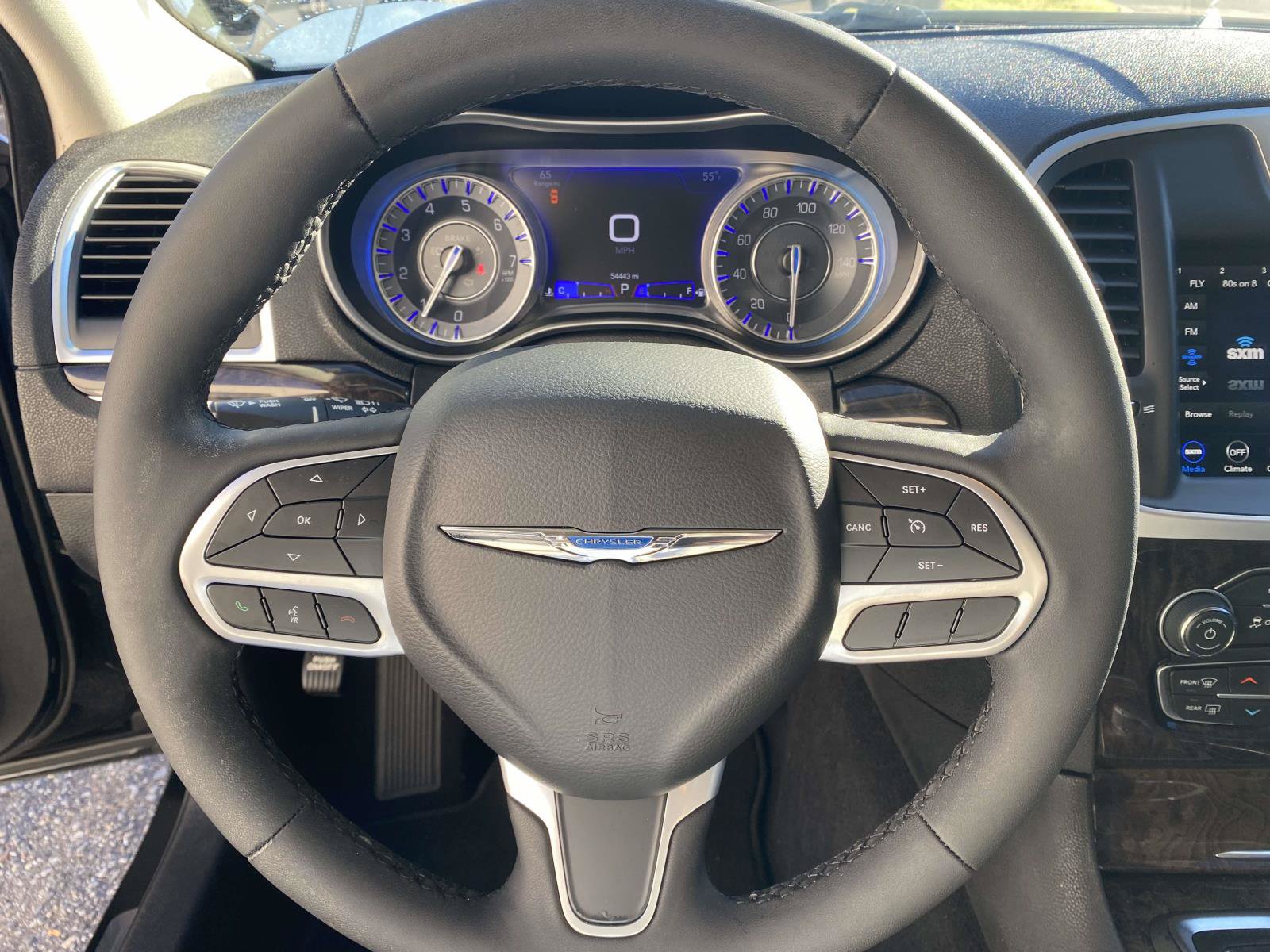 Used 2022 Chrysler 300 Touring L w/ Comfort Group RWD image 31