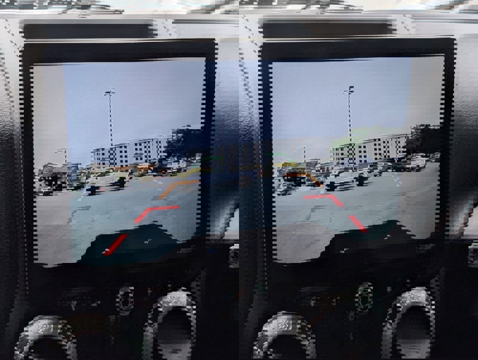 Used 2015 Jeep Wrangler Unlimited Rubicon image 15