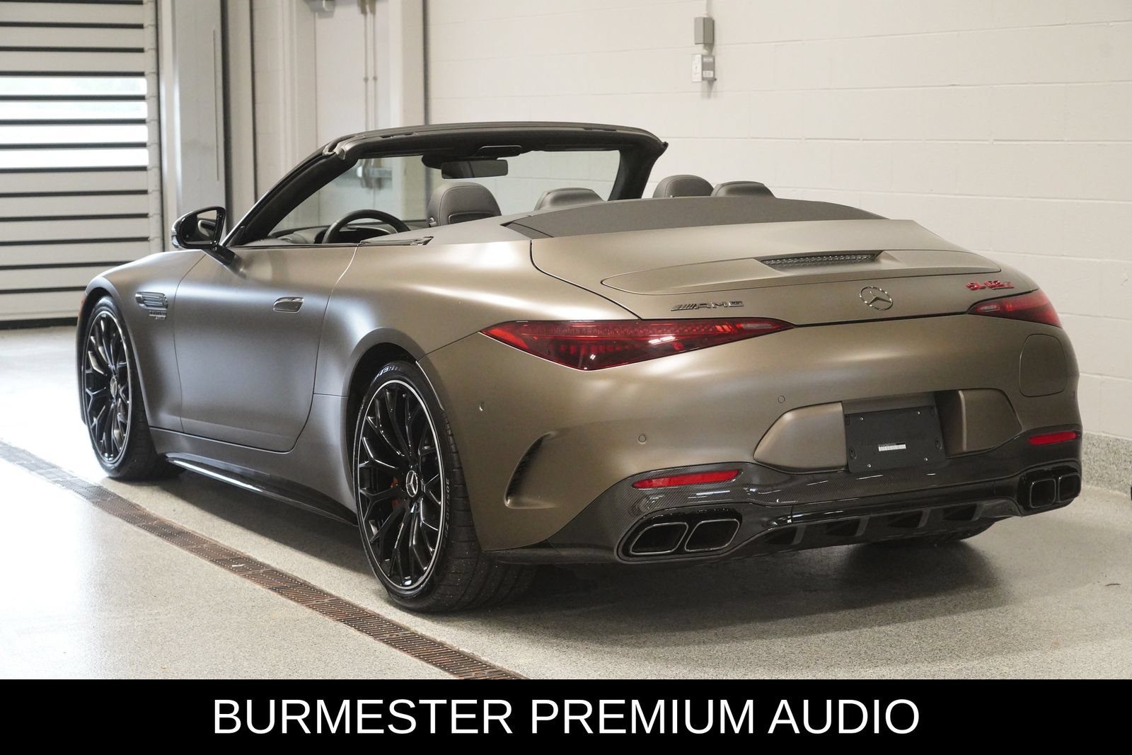 Certified 2025 Mercedes-Benz SL 63 AMG S e Performance 4MATIC image 4