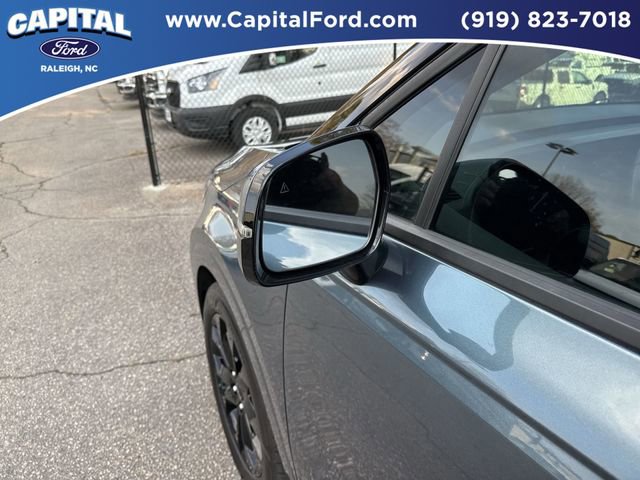 Used 2024 Kia Carnival SX image 12