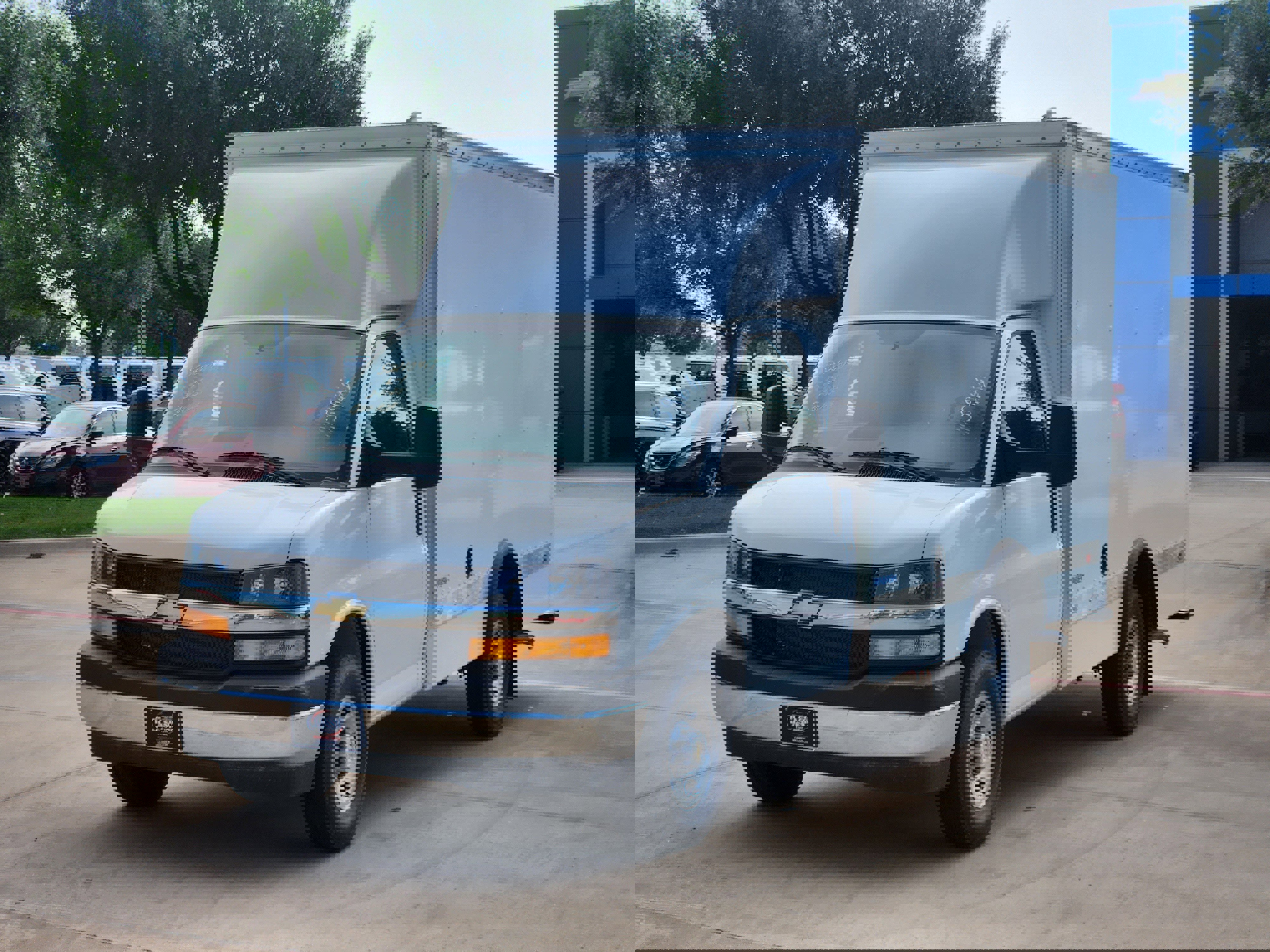 New 2025 Chevrolet Express 3500 w/ Power Convenience Package image 10