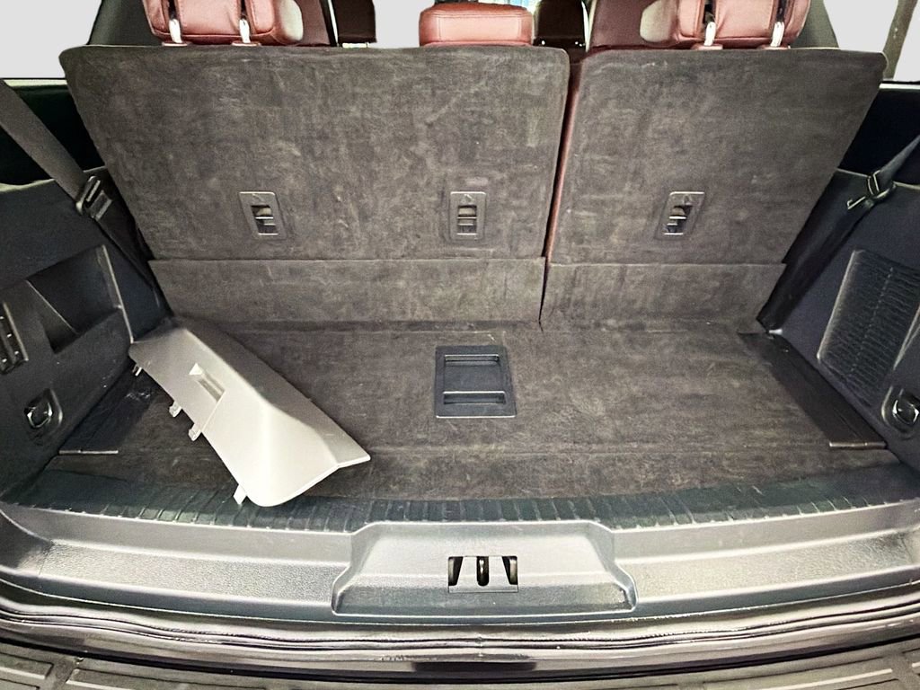 Used 2024 Ford Expedition Limited image 27