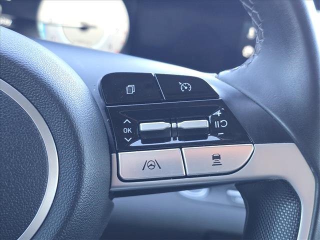 Certified 2023 Hyundai Elantra Limited w/ Winter Weather Package image 21