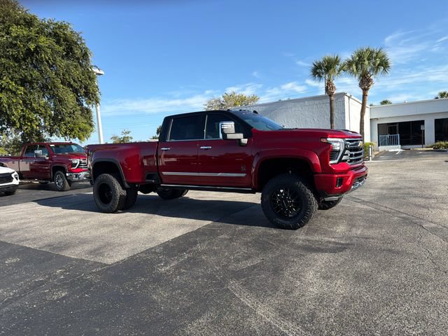 New 2026 Chevrolet Silverado 3500 High Country w/ High Country Premium Package AWD/4WD image 15