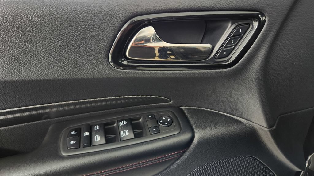 Used 2022 Dodge Durango R/T w/ Blacktop Package AWD/4WD image 21