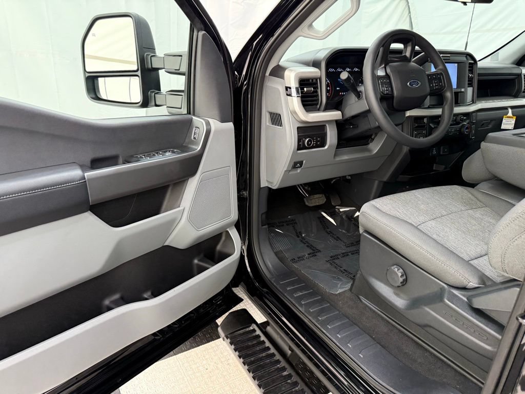 New 2026 Ford F350 XL w/ STX Appearance Package AWD/4WD image 30