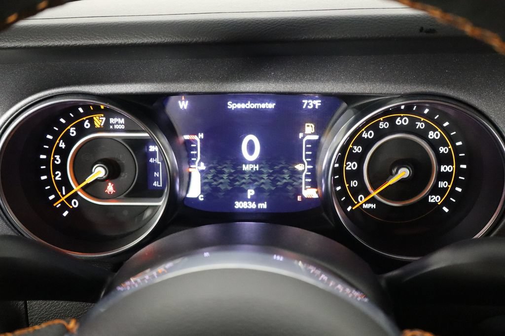 Used 2023 Jeep Gladiator Mojave w/ Cold Weather Group AWD/4WD image 11