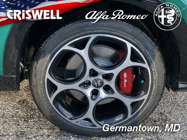 New 2025 Alfa Romeo Tonale w/ Premium Package image 12