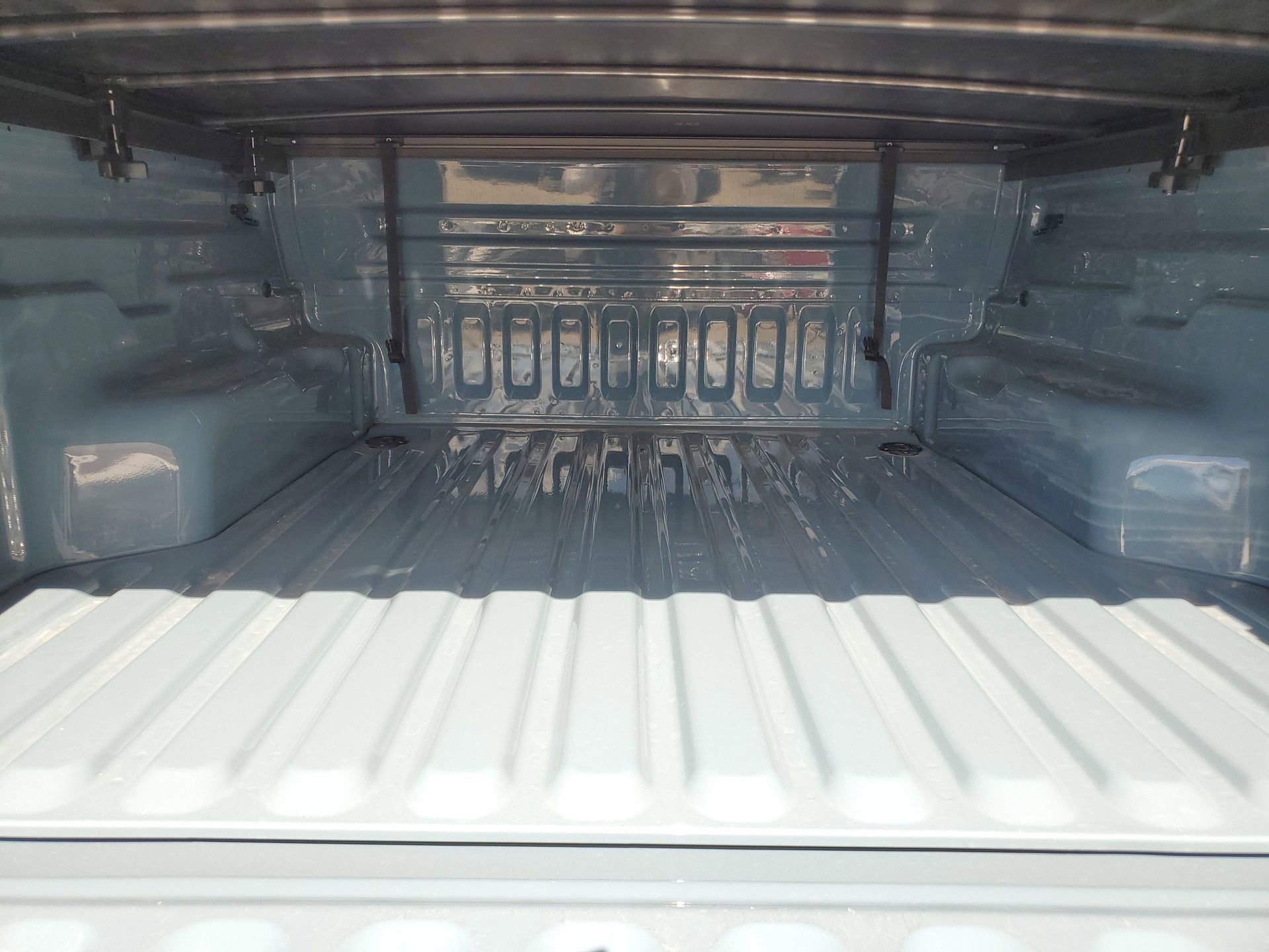 Used 2023 Ford Maverick XLT image 8