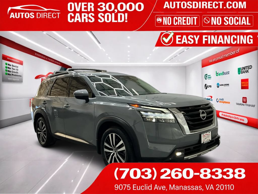 Used 2024 Nissan Pathfinder Platinum