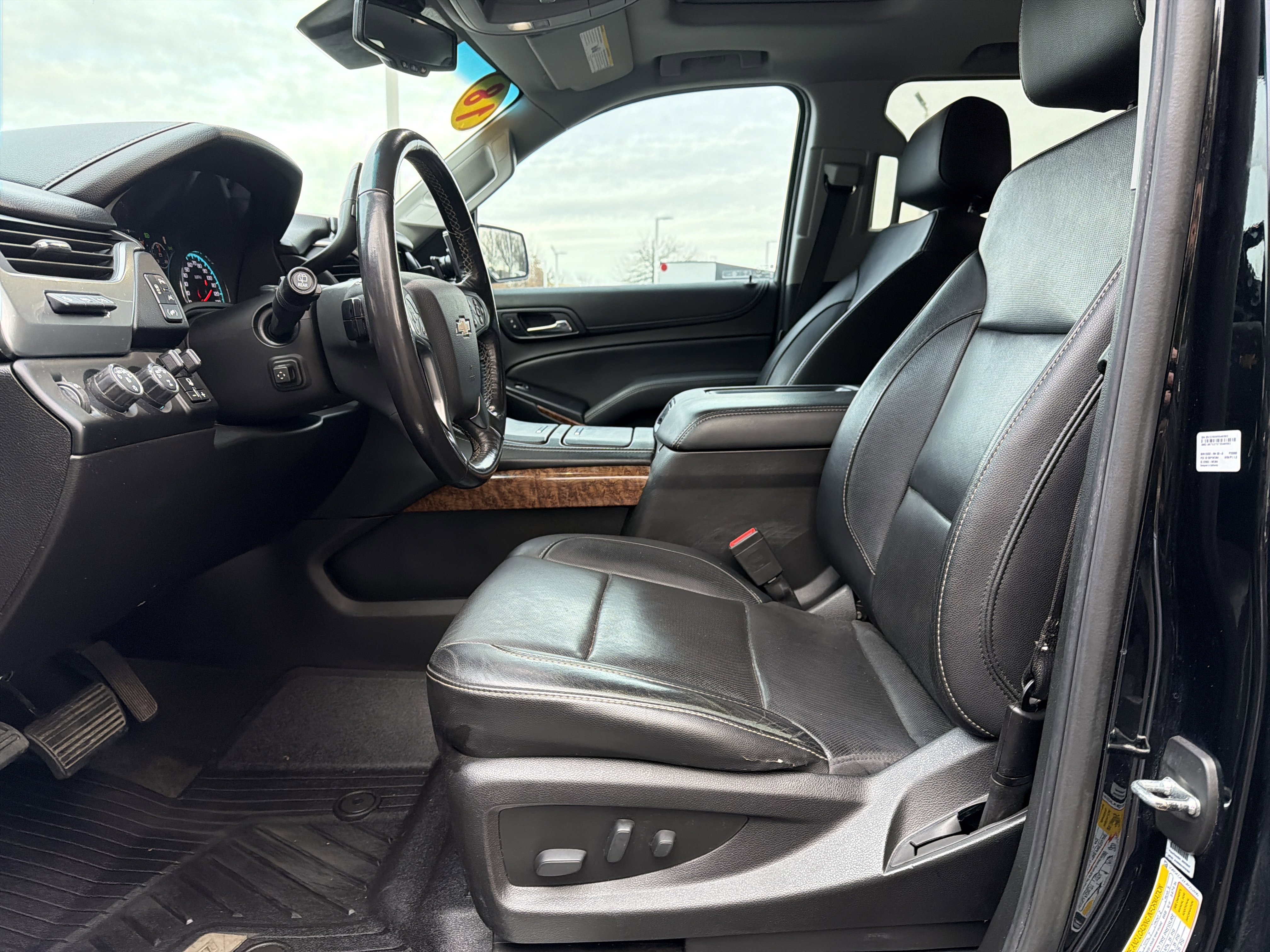 Used 2018 Chevrolet Tahoe Premier image 16
