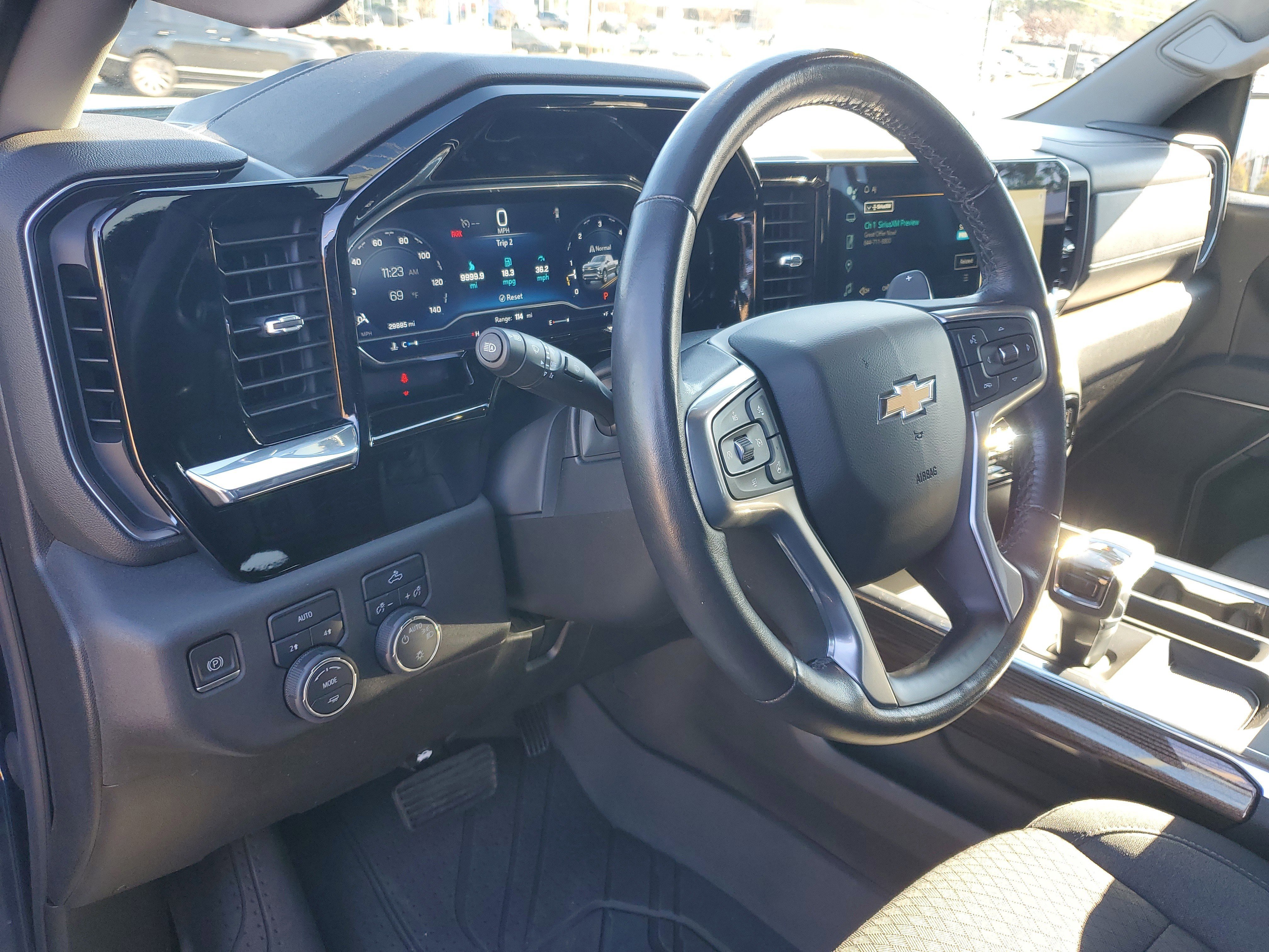 Used 2023 Chevrolet Silverado 1500 LT w/ Protection Package image 16