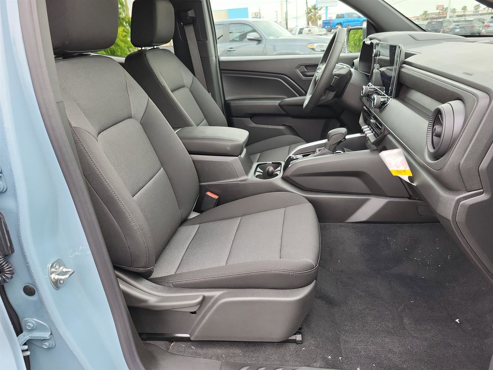 New 2025 Chevrolet Colorado W/T w/ WT Custom Package image 25