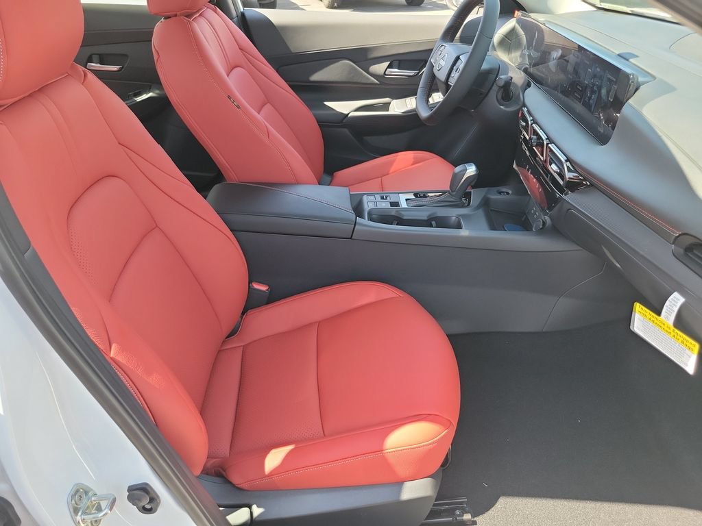 New 2027 Nissan Sentra SR w/ Floor Mat Package FWD image 11