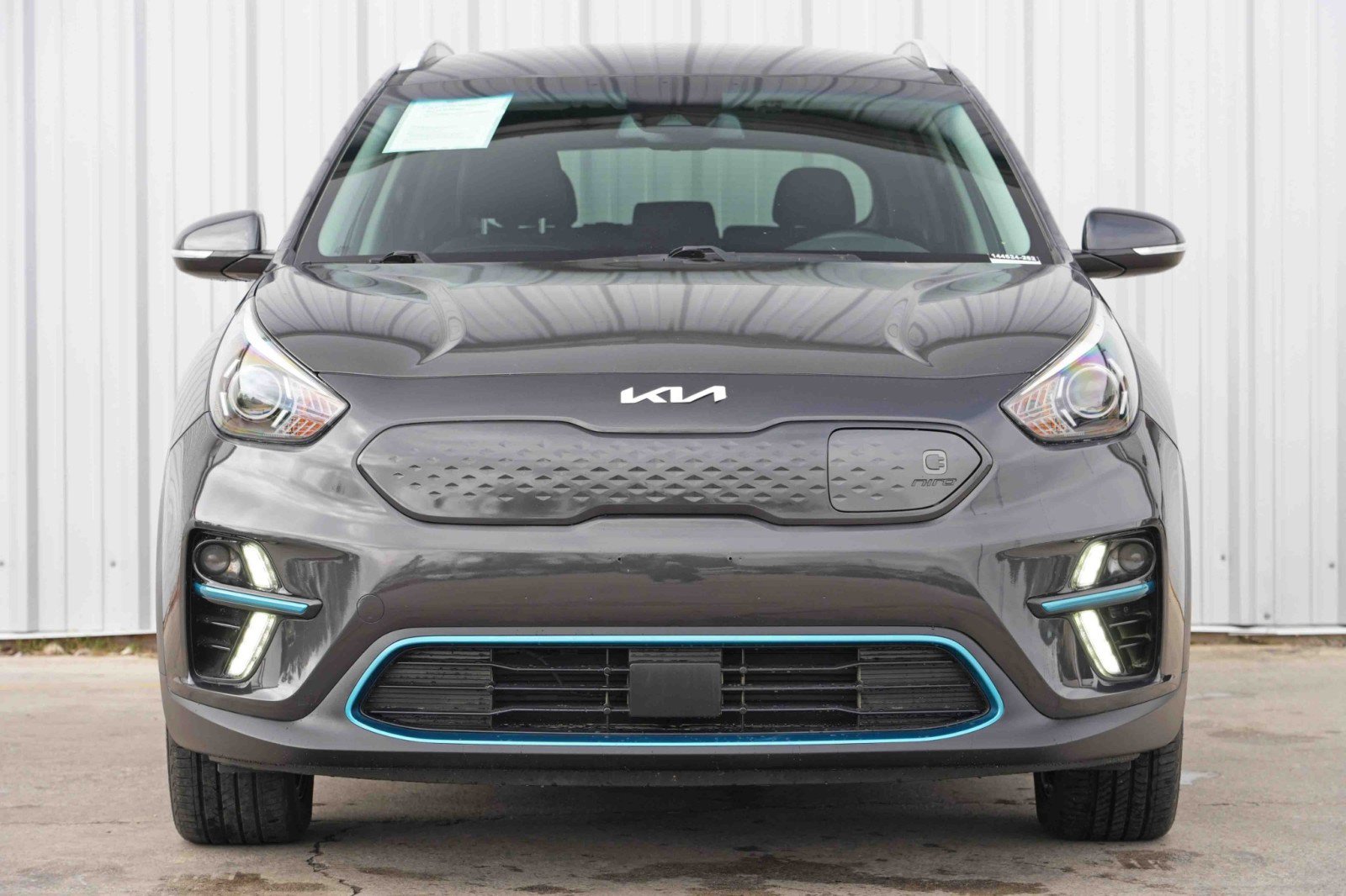 Used 2022 Kia Niro EX image 6