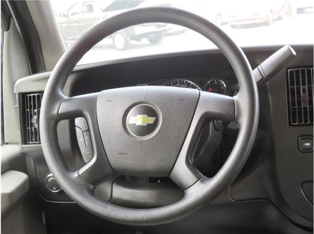 Used 2015 Chevrolet Express 3500 image 6