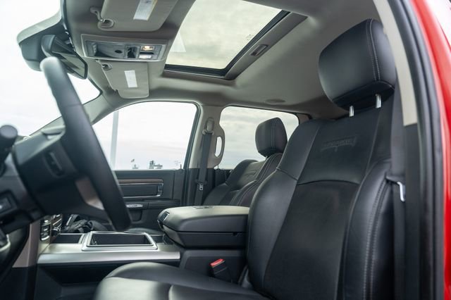 Used 2015 RAM 1500 Laramie w/ Convenience Group image 16