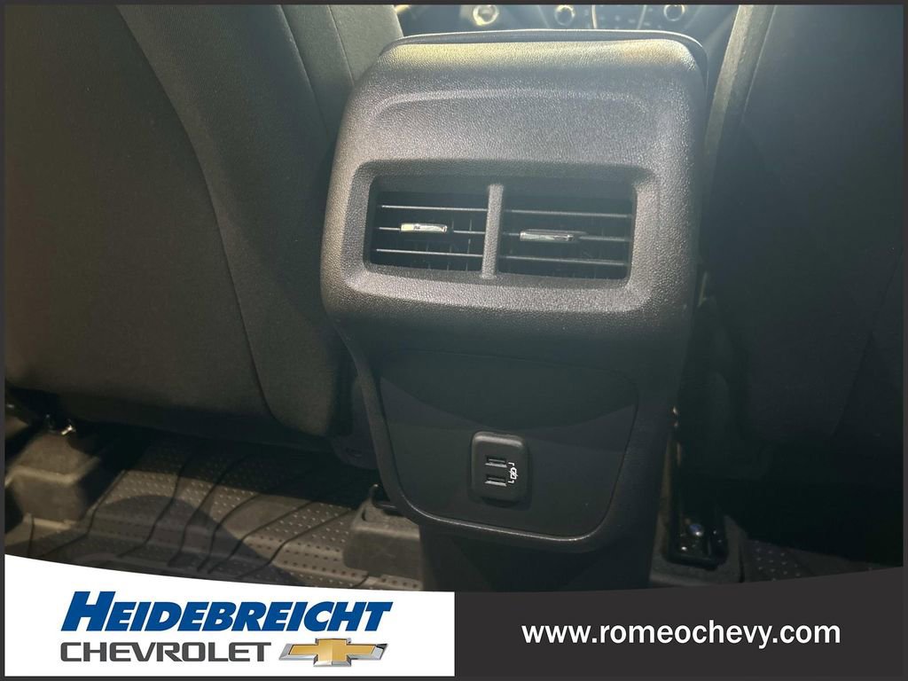 Certified 2024 Chevrolet Equinox LT w/ LPO, Floor Liner Package image 17