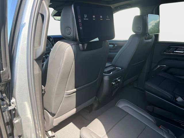 New 2026 GMC Yukon Denali w/ Denali Reserve Package image 13