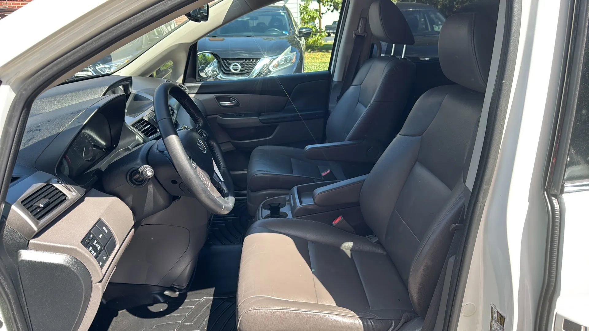 Used 2016 Honda Odyssey Touring image 10