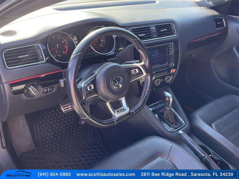 Used 2018 Volkswagen Jetta GLI image 18