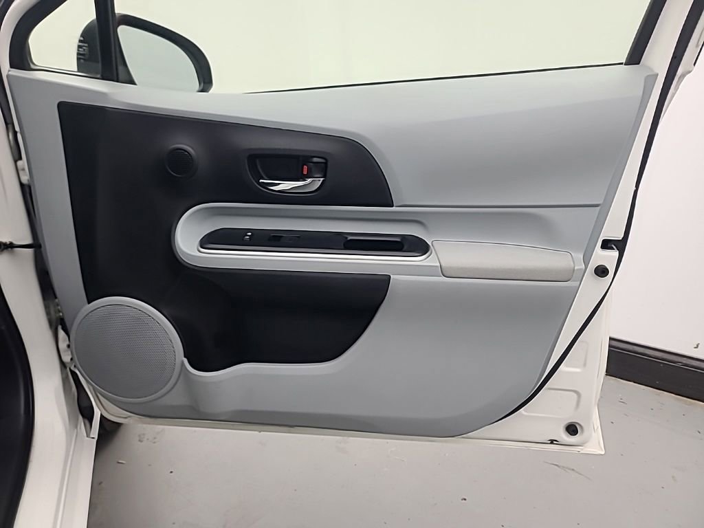 Used 2014 Toyota Prius C Two image 13