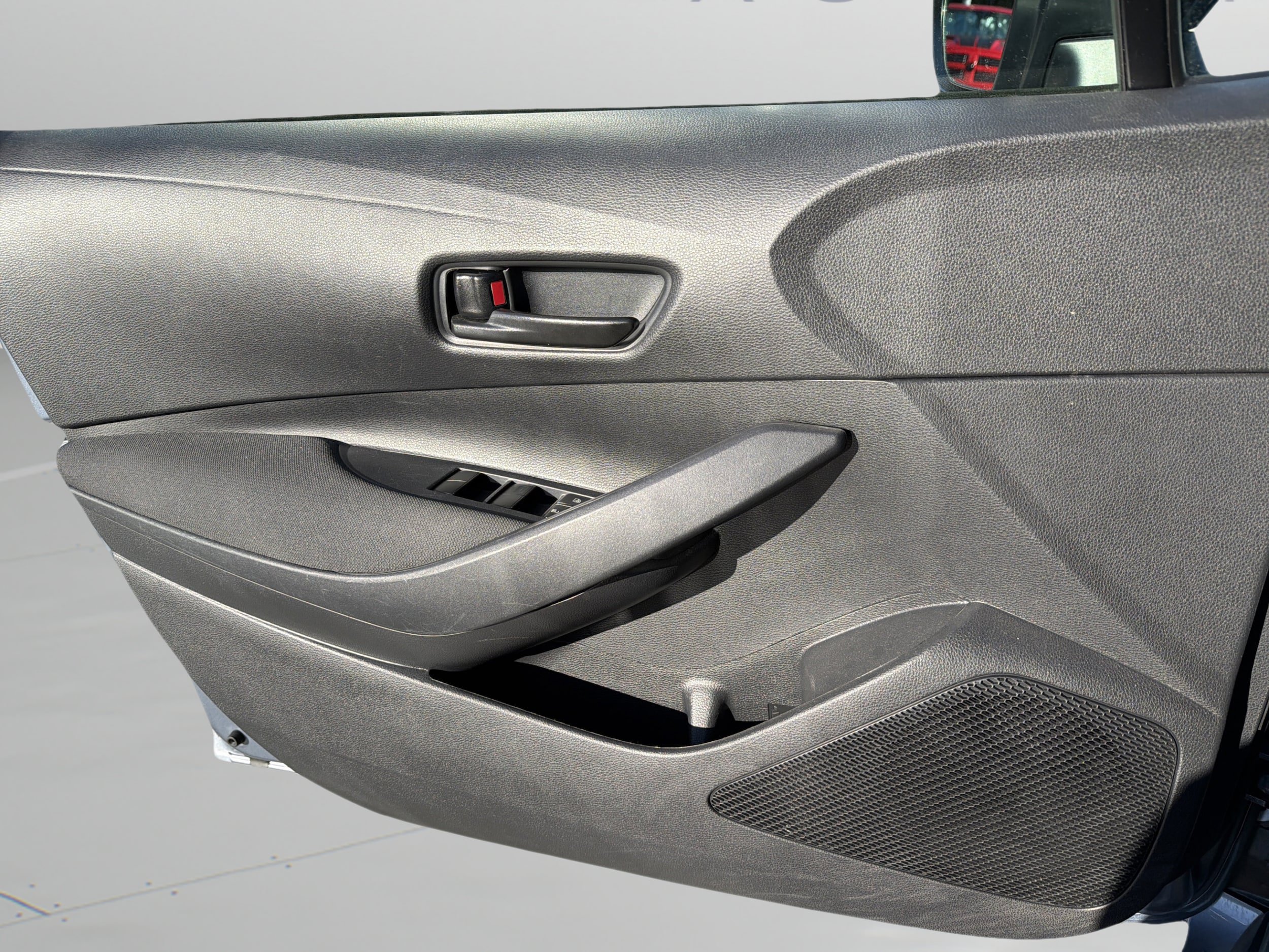 Certified 2024 Toyota Corolla LE FWD image 27