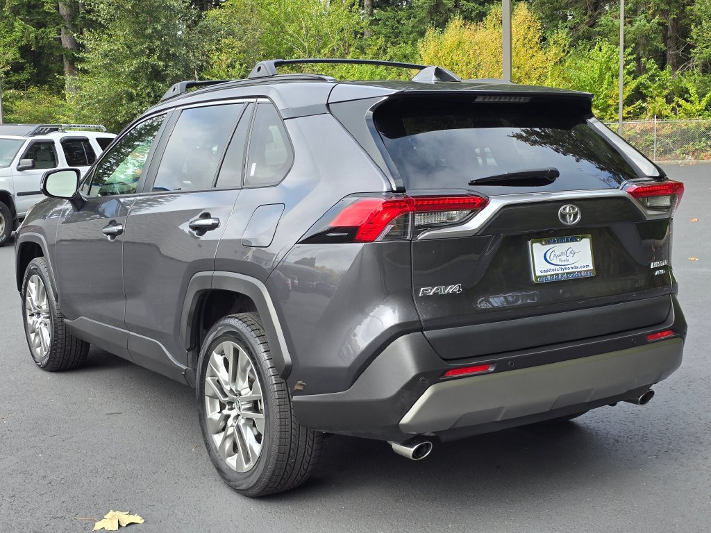 Used 2025 Toyota RAV4 Limited w/ Advanced Technology Package AWD/4WD image 29