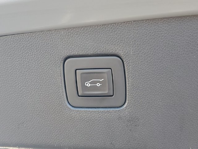 Used 2024 Buick Envista Preferred w/ Convenience I Package FWD image 9