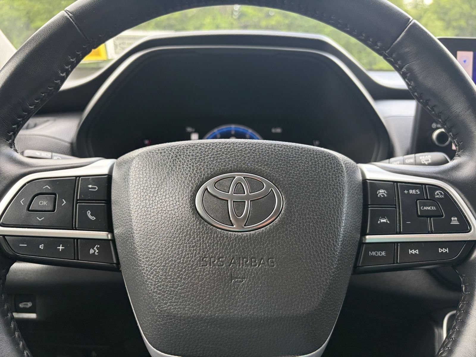 Used 2025 Toyota Grand Highlander FWD image 29