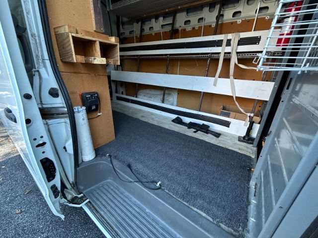 Used 2017 Nissan NV 2500 SV w/ Back Door Glass Package RWD image 27