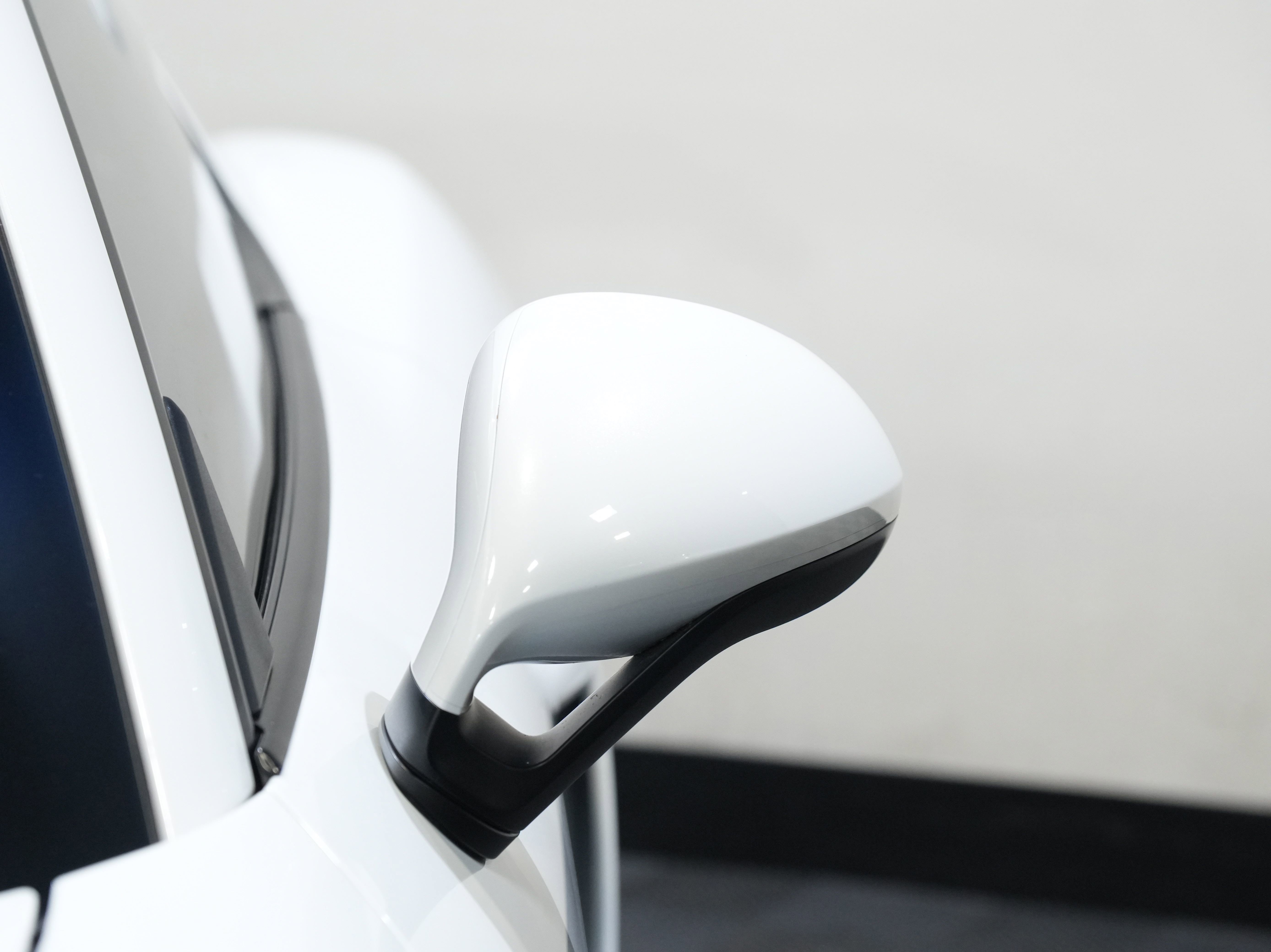 Used 2016 Porsche Cayman GT4 RWD image 11