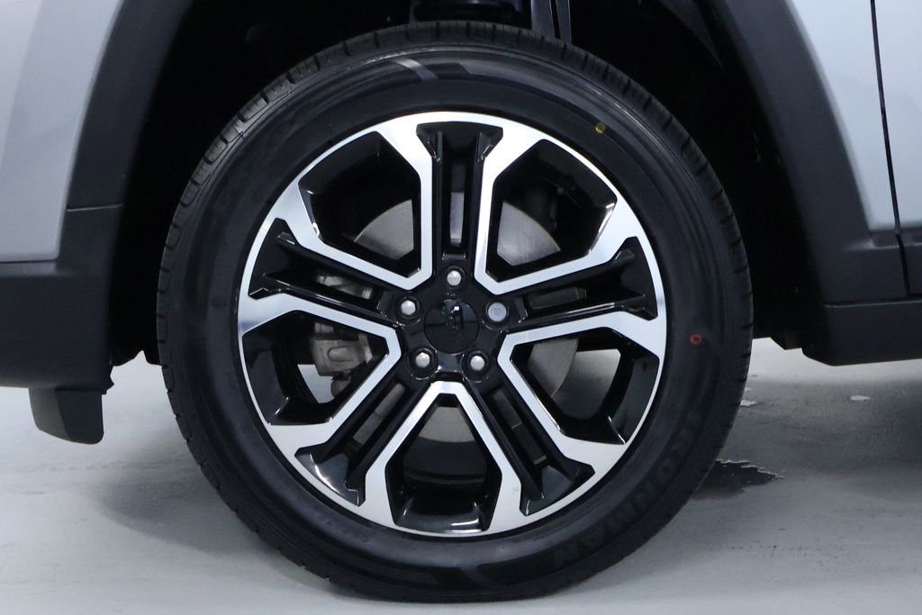 Used 2022 Jeep Compass Limited image 39