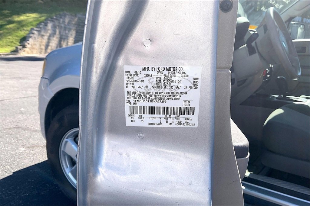 Used 2011 Ford Escape XLS w/ 101A Rapid Spec Order Code image 6