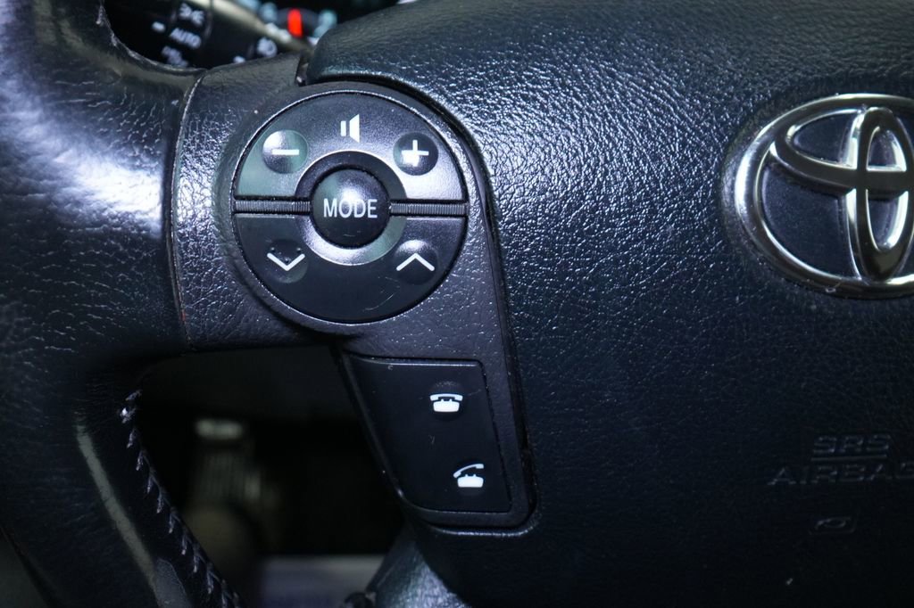 Used 2013 Toyota Sequoia Platinum image 45