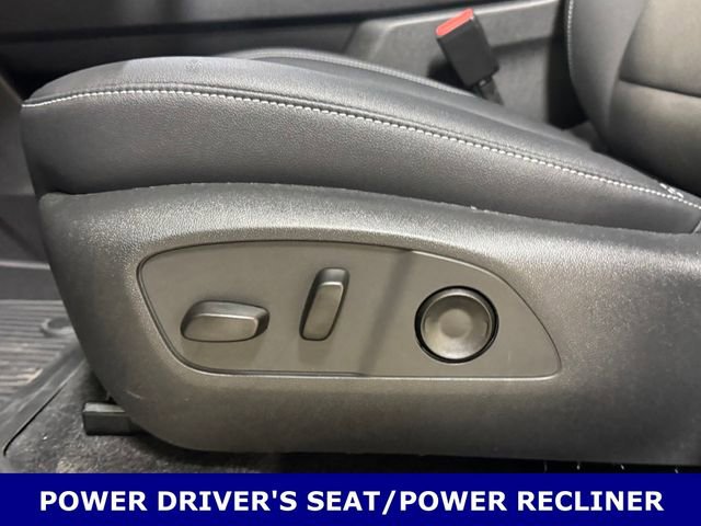 New 2026 Chevrolet Traverse LT w/ LPO, Floor Liner Package AWD/4WD image 15