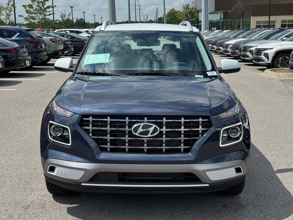 Certified 2025 Hyundai Venue Limited image 6