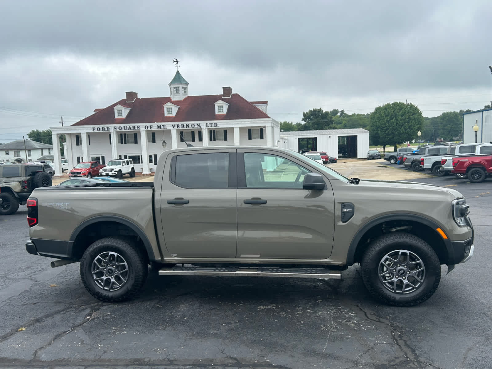 Used 2025 Ford Ranger XLT AWD/4WD image 4