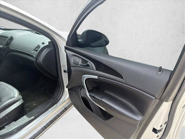 Used 2016 Buick Regal Sport Touring FWD image 20