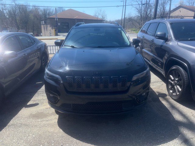 Used 2020 Jeep Cherokee Latitude Plus image 2