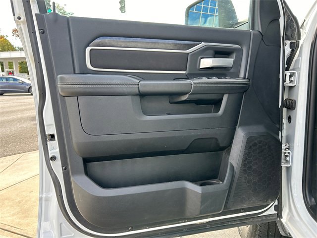 Used 2024 RAM 2500 Big Horn image 9